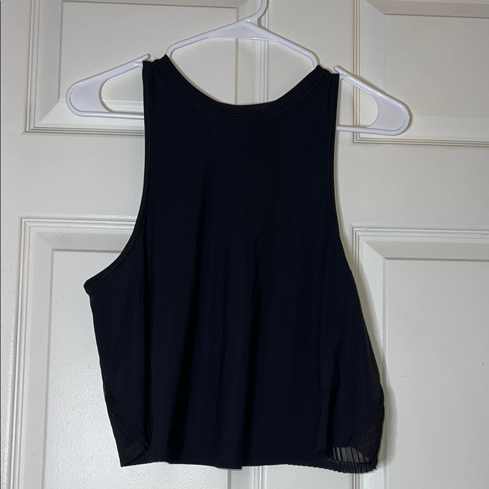Black Sleeveless Crop Top